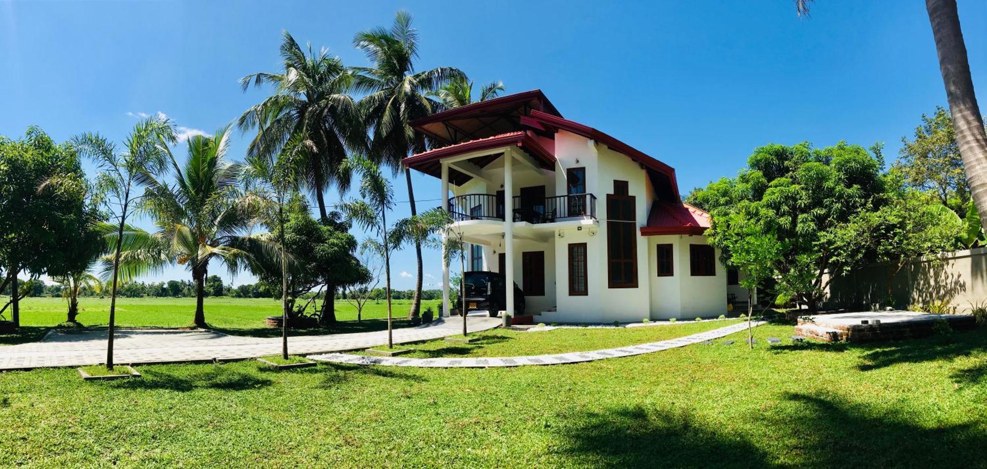 פולונרואה Aroma Villa Homestay מראה חיצוני תמונה
