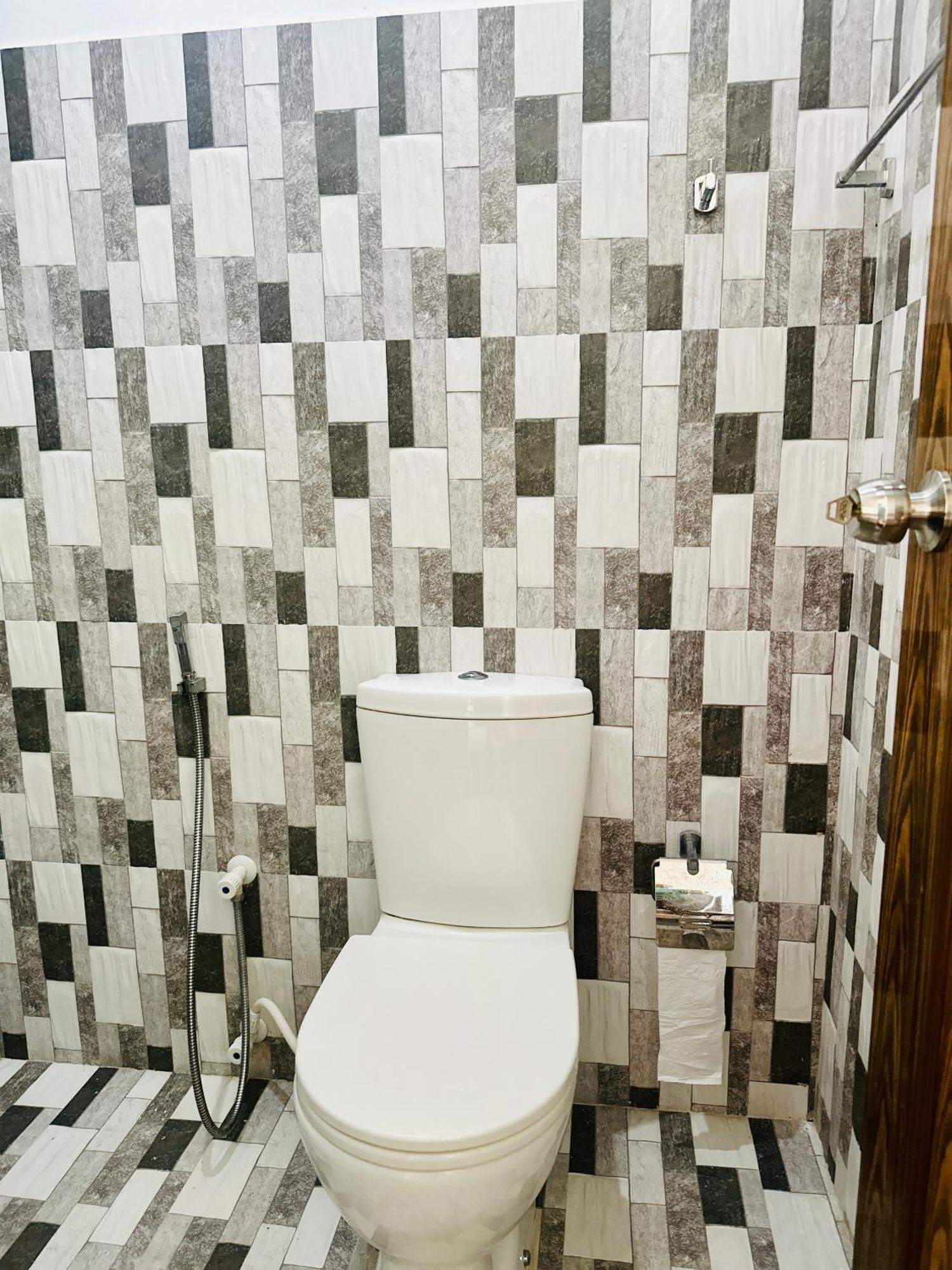פולונרואה Aroma Villa Homestay מראה חיצוני תמונה
