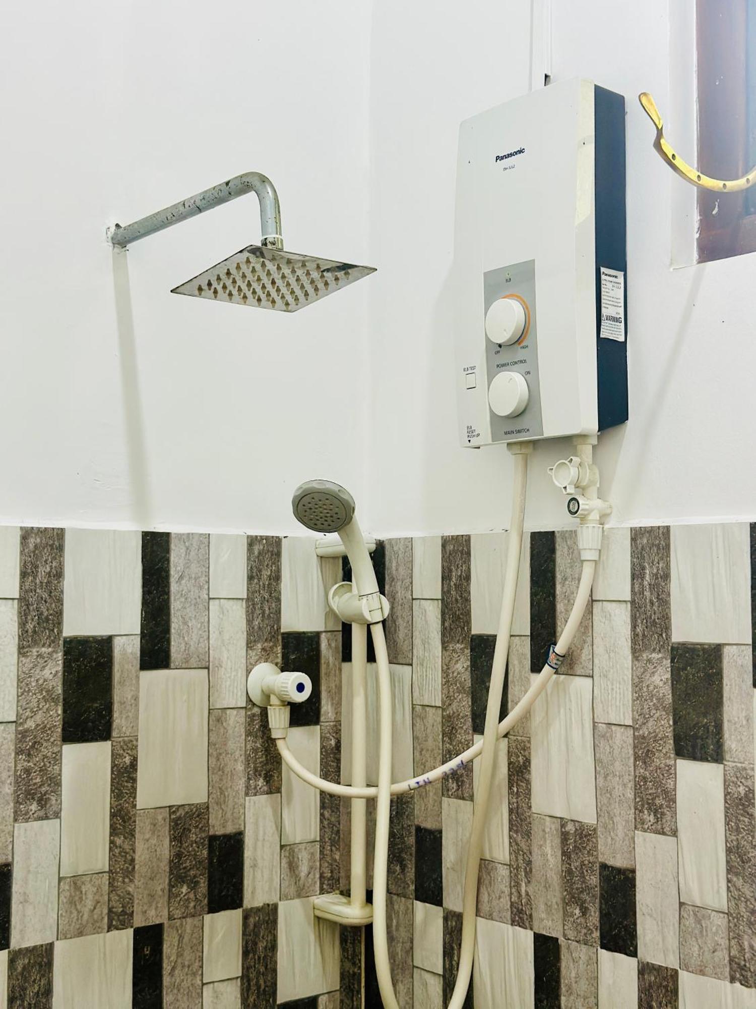 פולונרואה Aroma Villa Homestay מראה חיצוני תמונה