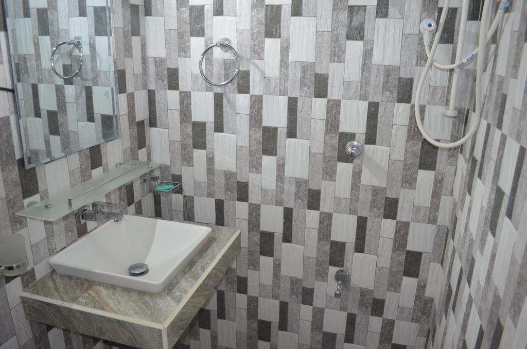 פולונרואה Aroma Villa Homestay מראה חיצוני תמונה