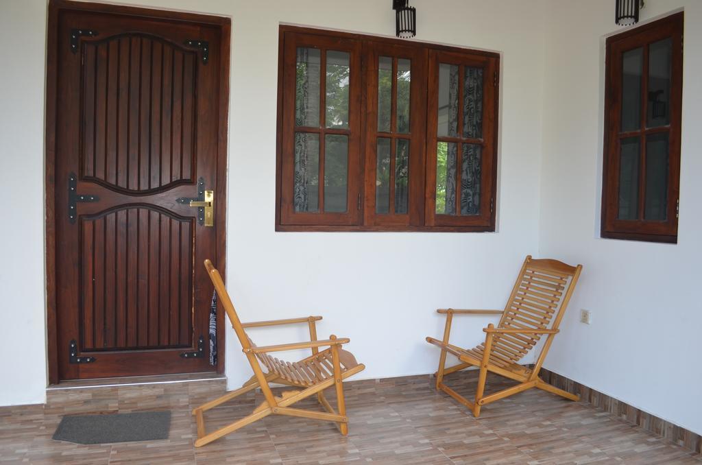 פולונרואה Aroma Villa Homestay מראה חיצוני תמונה