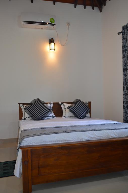 פולונרואה Aroma Villa Homestay מראה חיצוני תמונה